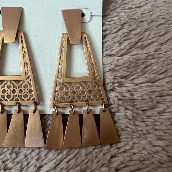 Kendra Scott Kase Rose Gold Fringe Earrings NEW! Hard to find! - Picture 6 of 7
